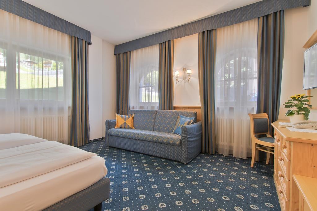 Aparthotel Garnì La Dorada Colfosco Camera foto