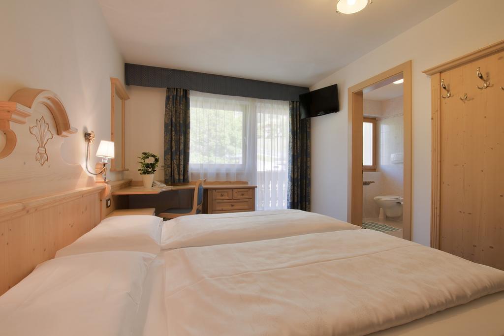 Aparthotel Garnì La Dorada Colfosco Esterno foto