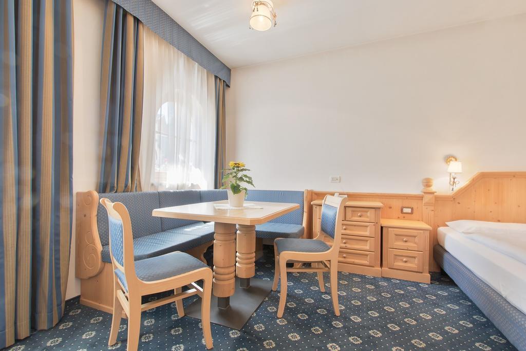 Aparthotel Garnì La Dorada Colfosco Esterno foto